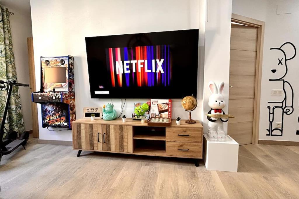 Appartamento Lujo Proyector, Maquina Arcade, Wifi Y Patinetes Oviedo