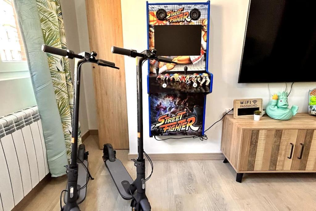 Apartment Lujo Proyector, Maquina Arcade, Wifi Y Patinetes *